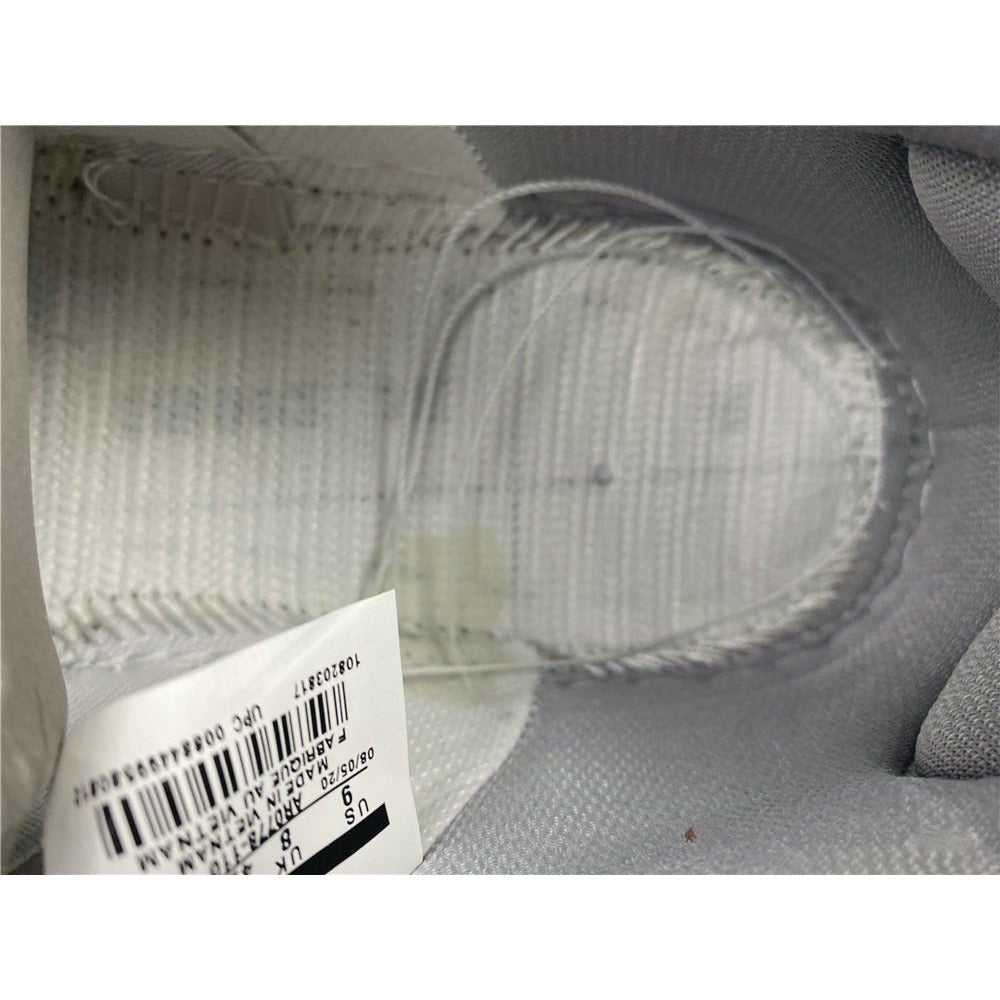 Nike SB Dunk Low 'Summit White'