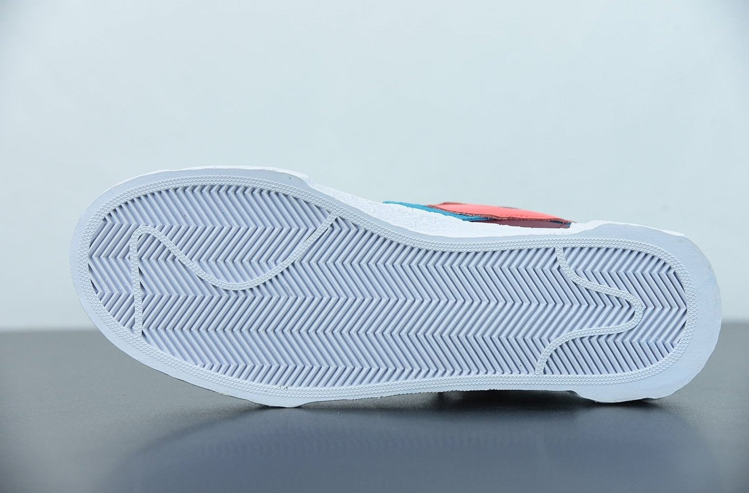 Nike Blazer Low Sacai KAWS Red