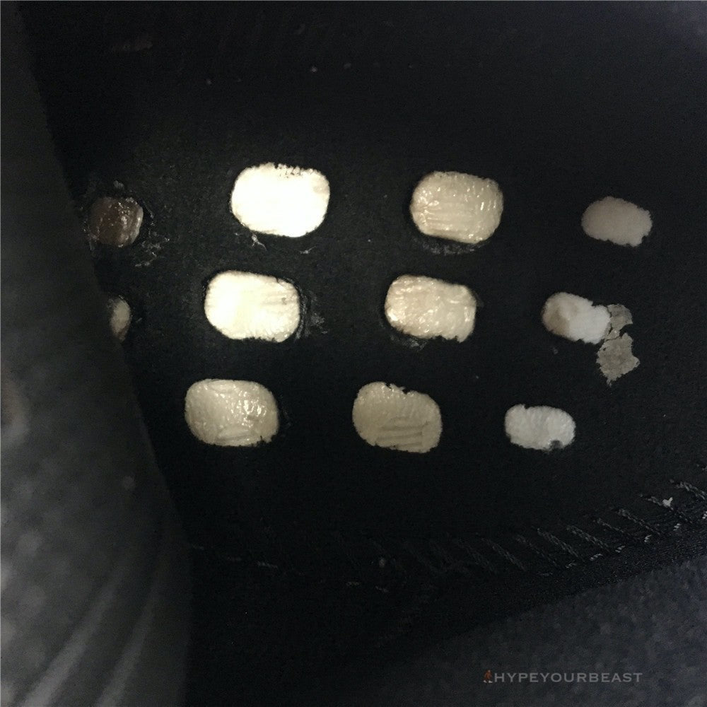 Adidas Yeezy Boost 350 V2 'Bred'