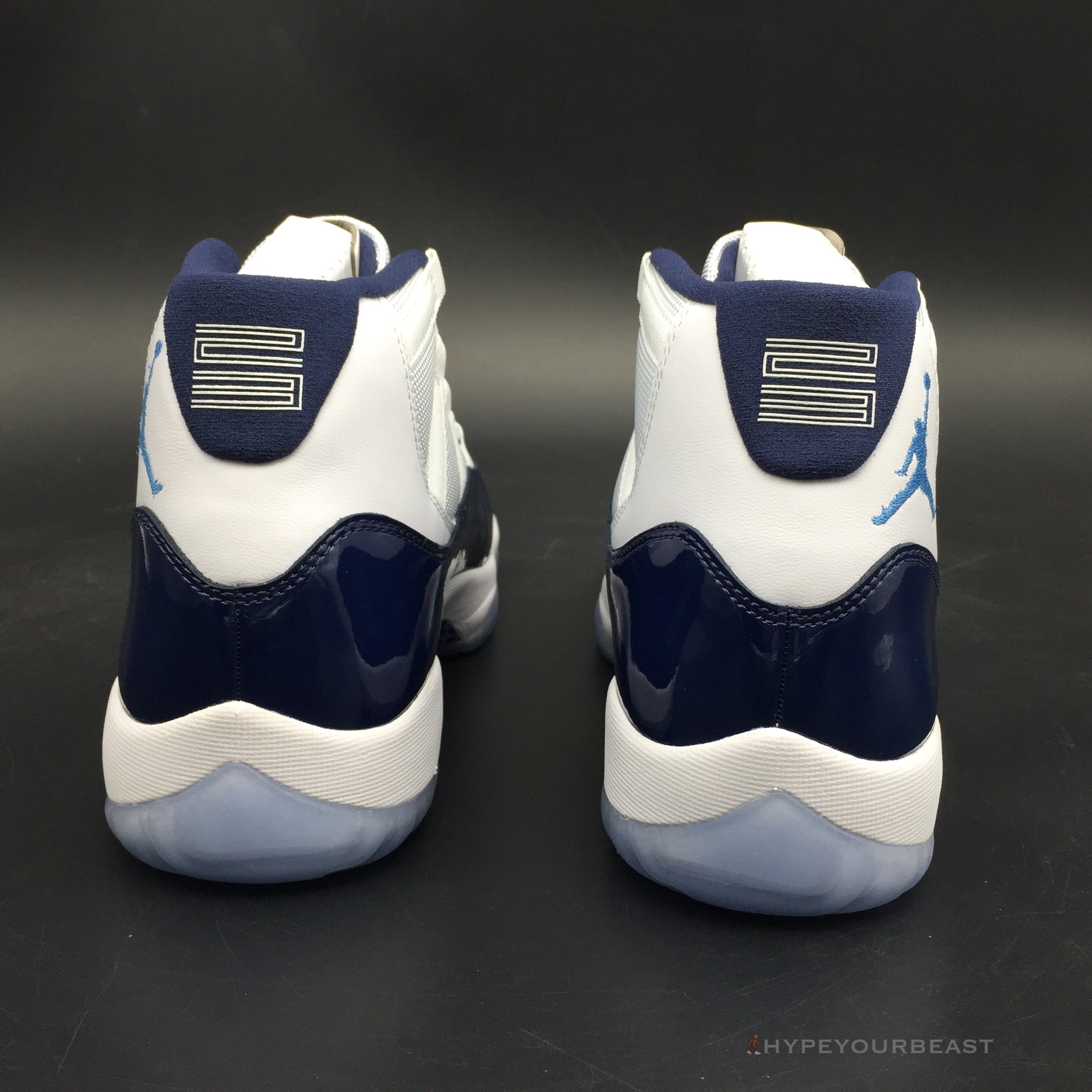Air Jordan 11 Retro Pantone