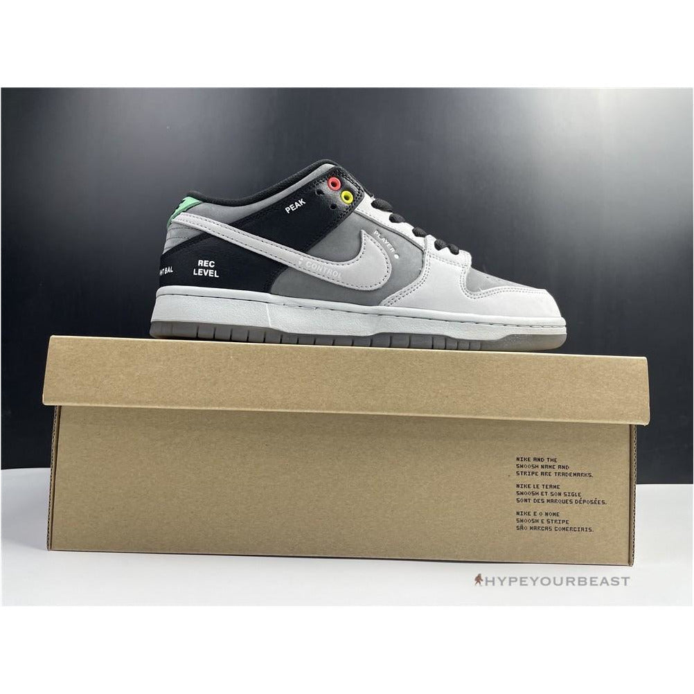 Nike SB Dunk Low VX1000