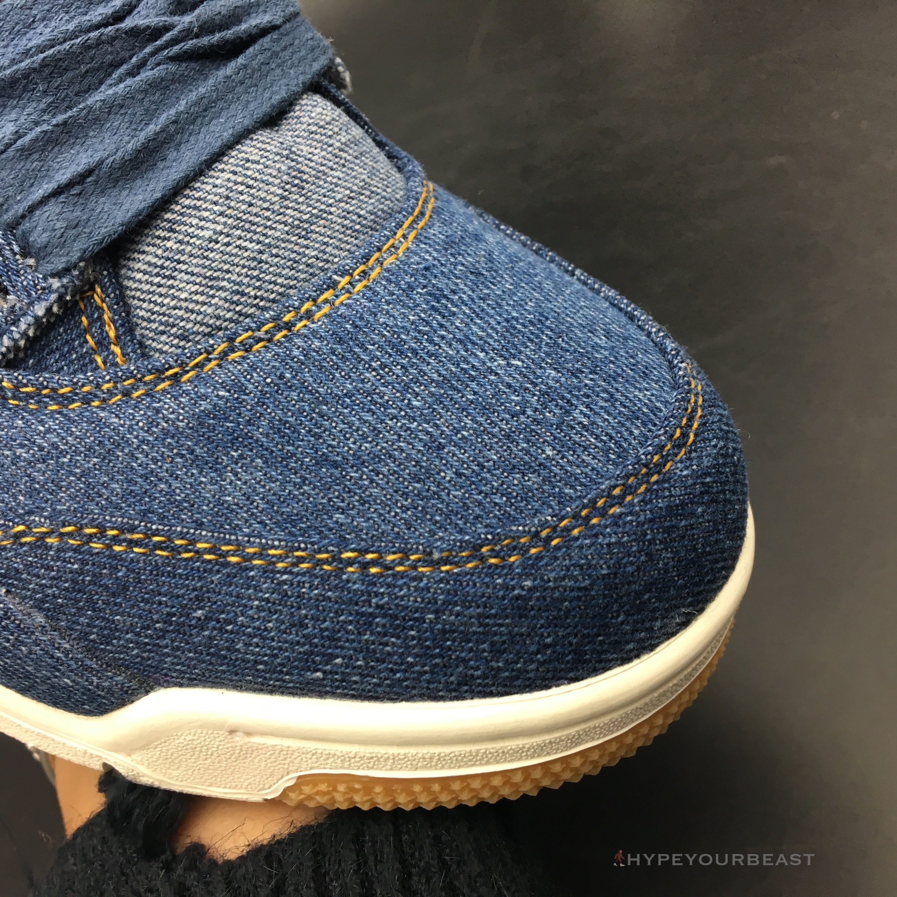 Jordan 4 Retro NRG "Levi's"