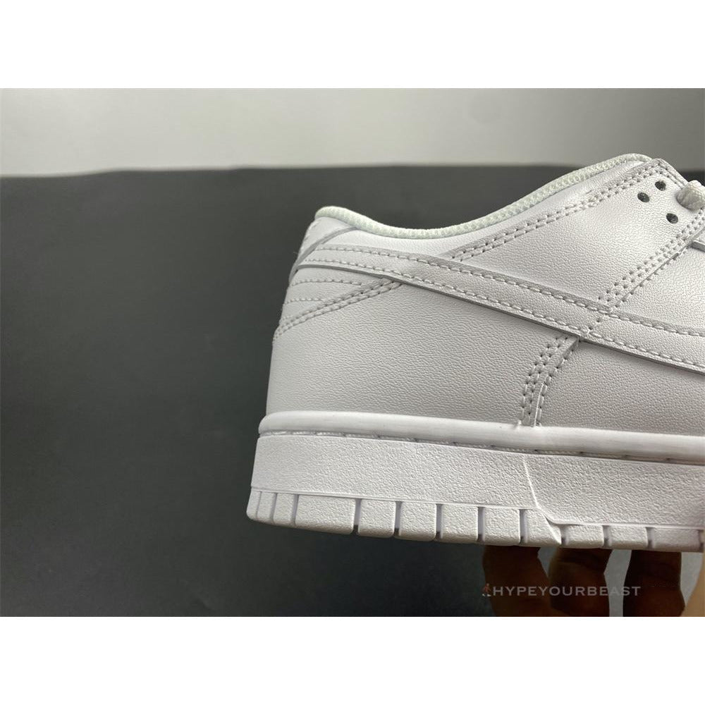 Nike Dunk Low Triple White