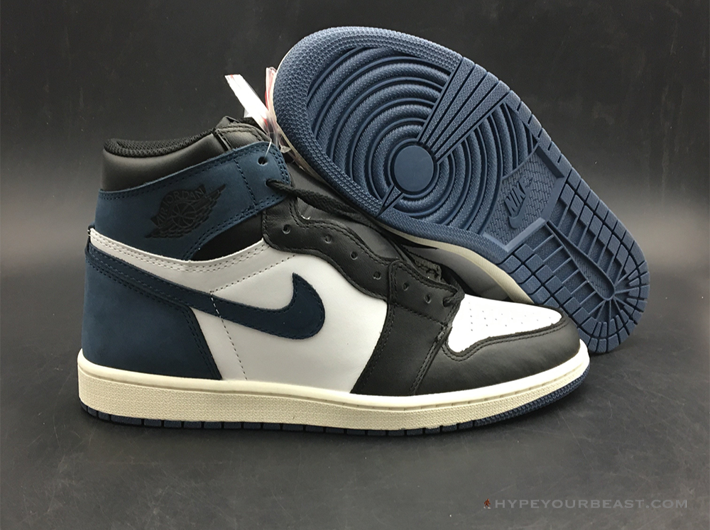 Air Jordan 1 Retro High OG Fragment