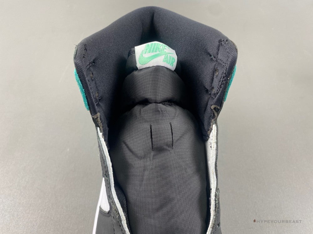 Air Jordan 1 High OG 'Green Glow'