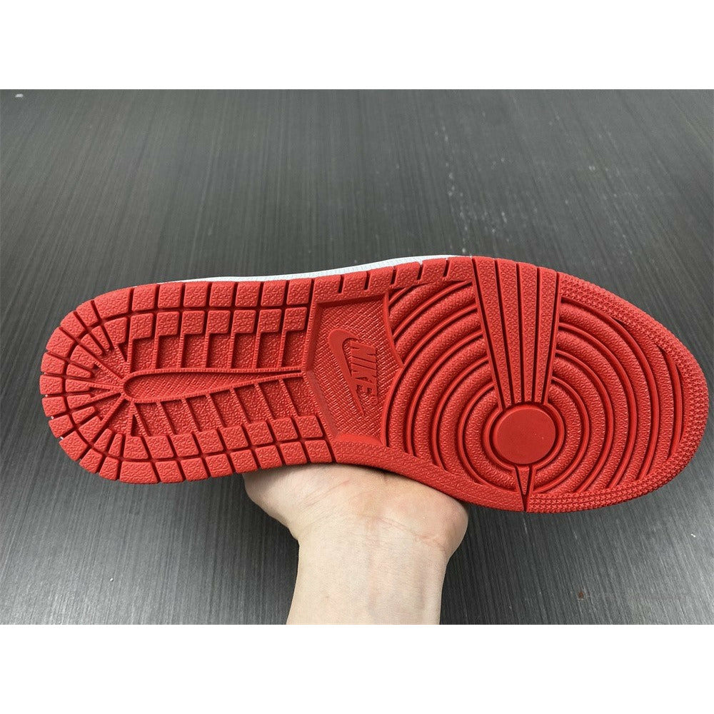 Air Jordan 1 Retro High OG 'Heritage'