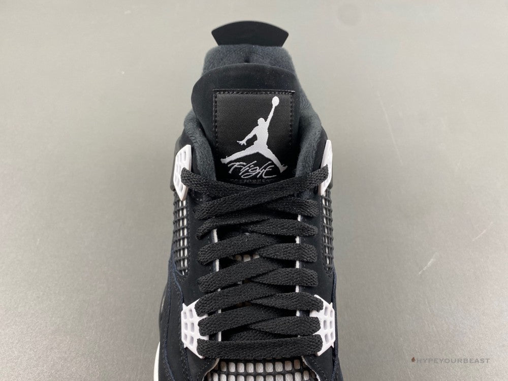 Air Jordan 4 'White Thunder'