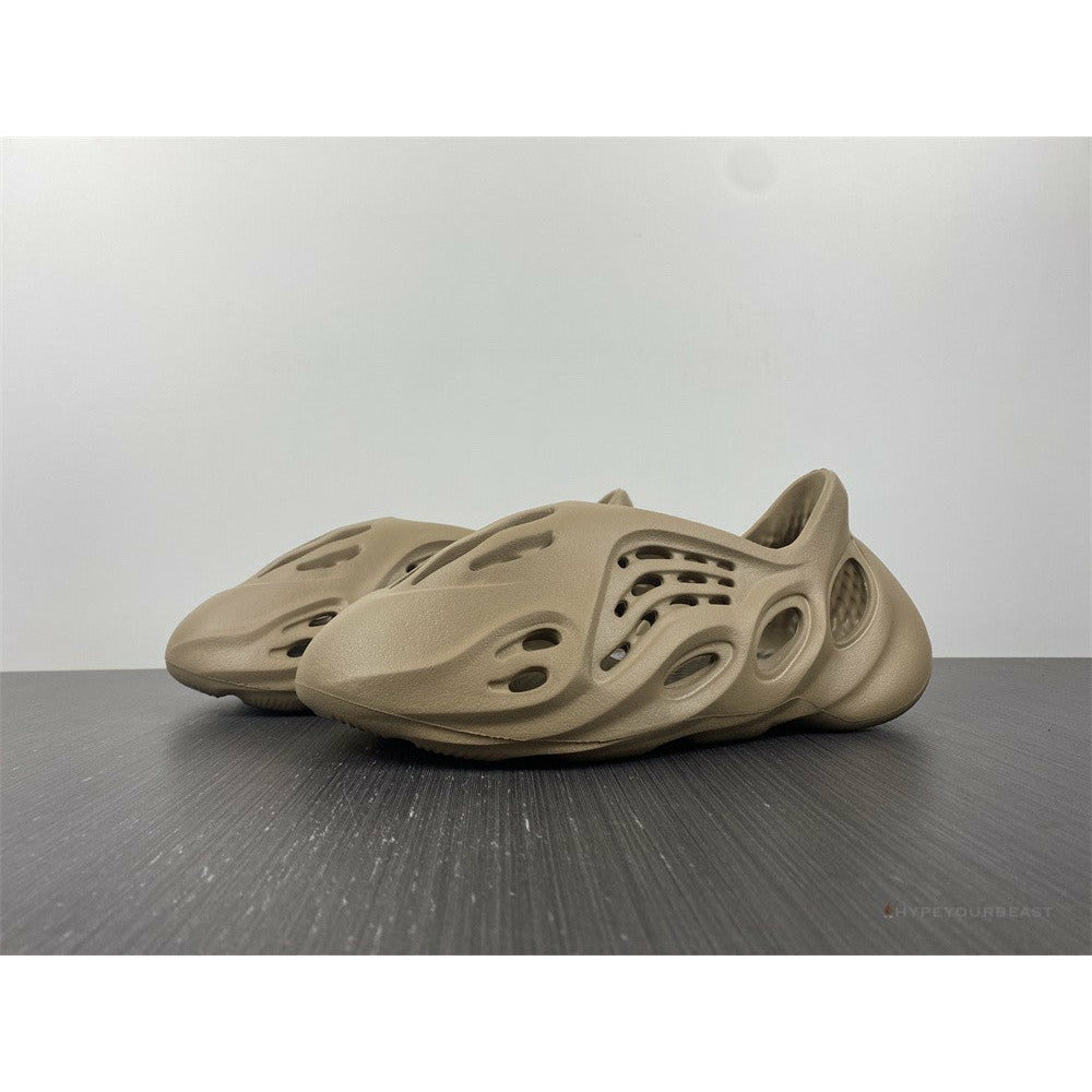 Adidas Yeezy Foam RNNR 'Mist'