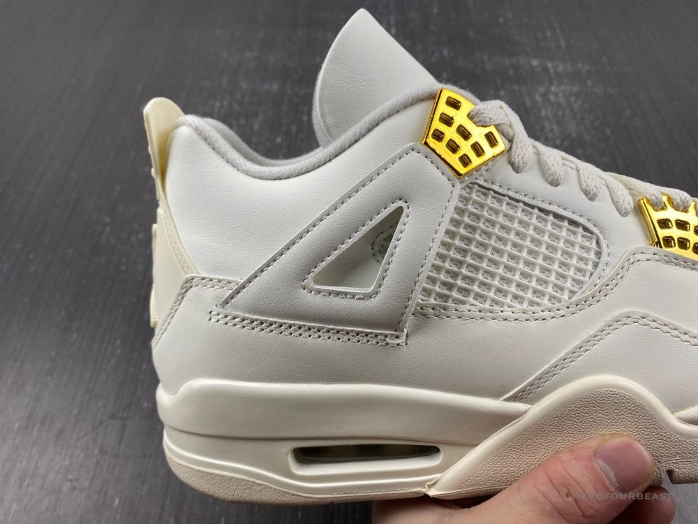 Air Jordan 4 'Metallic Gold'