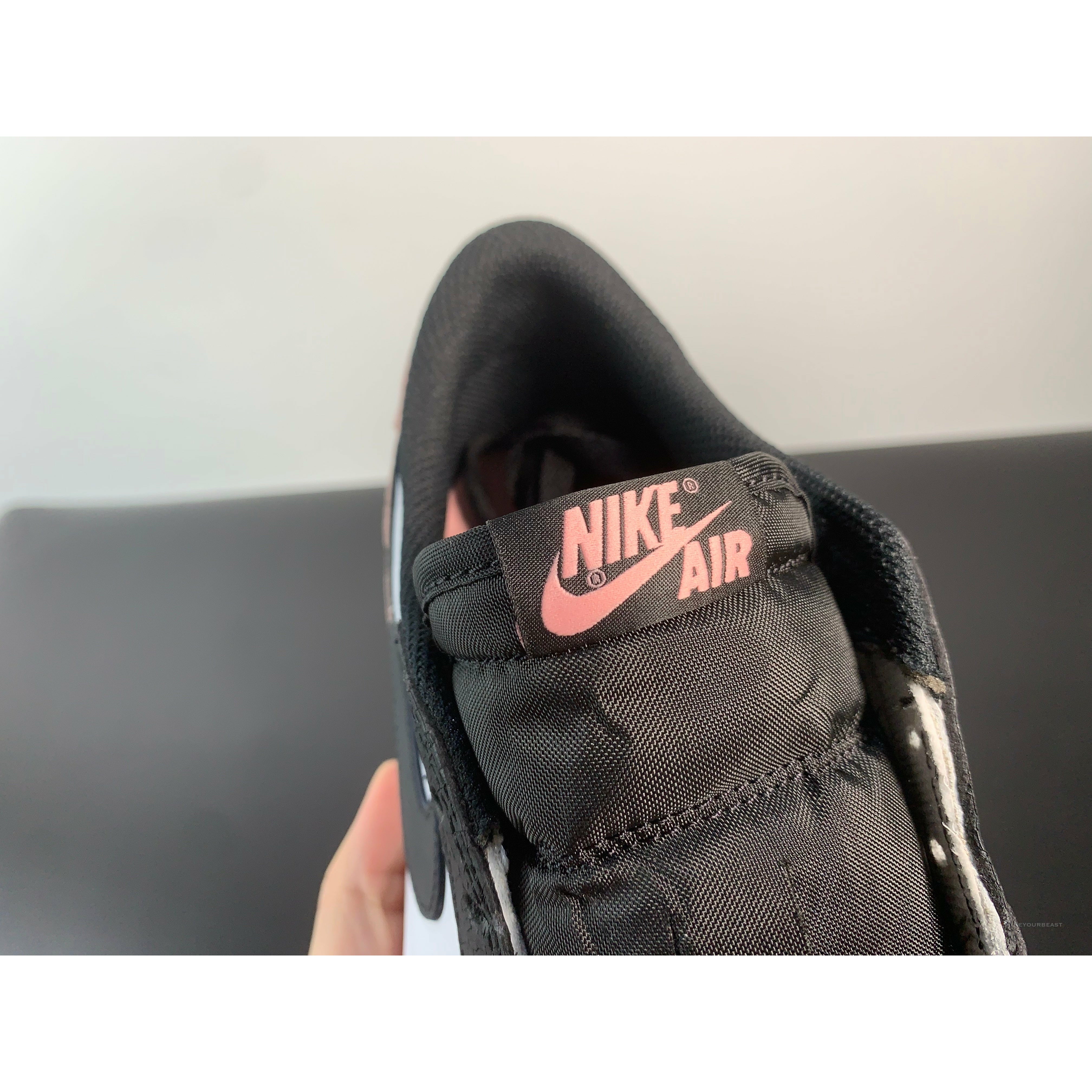 Air Jordan 1 Low 'Bleached Coral'