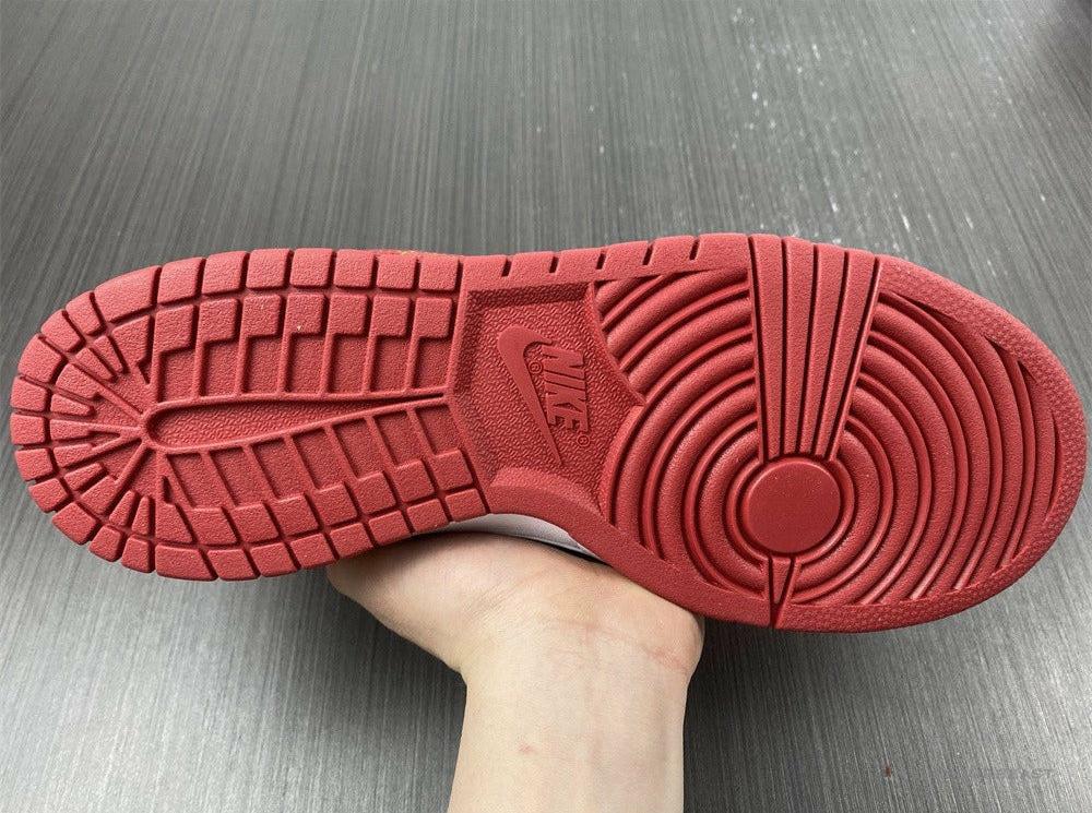 Nike Dunk Low 'Midas Gold'