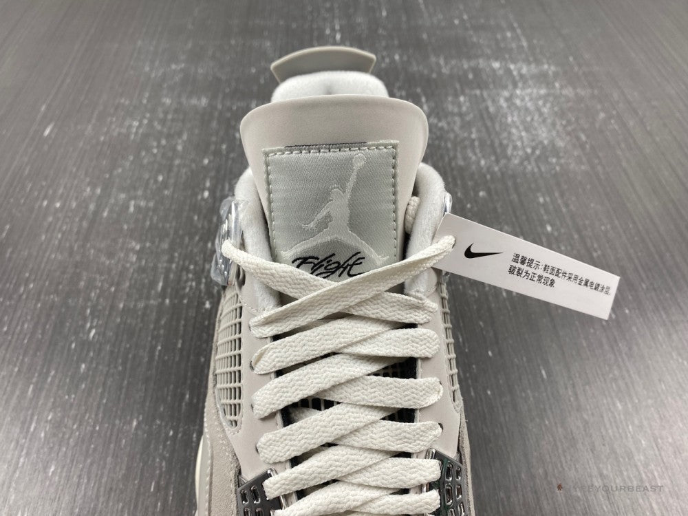 Air Jordan 4 'Frozen Moments'