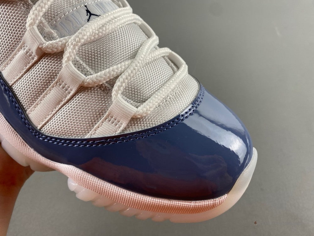 Air Jordan 11 Retro Low 'Diffused Blue'