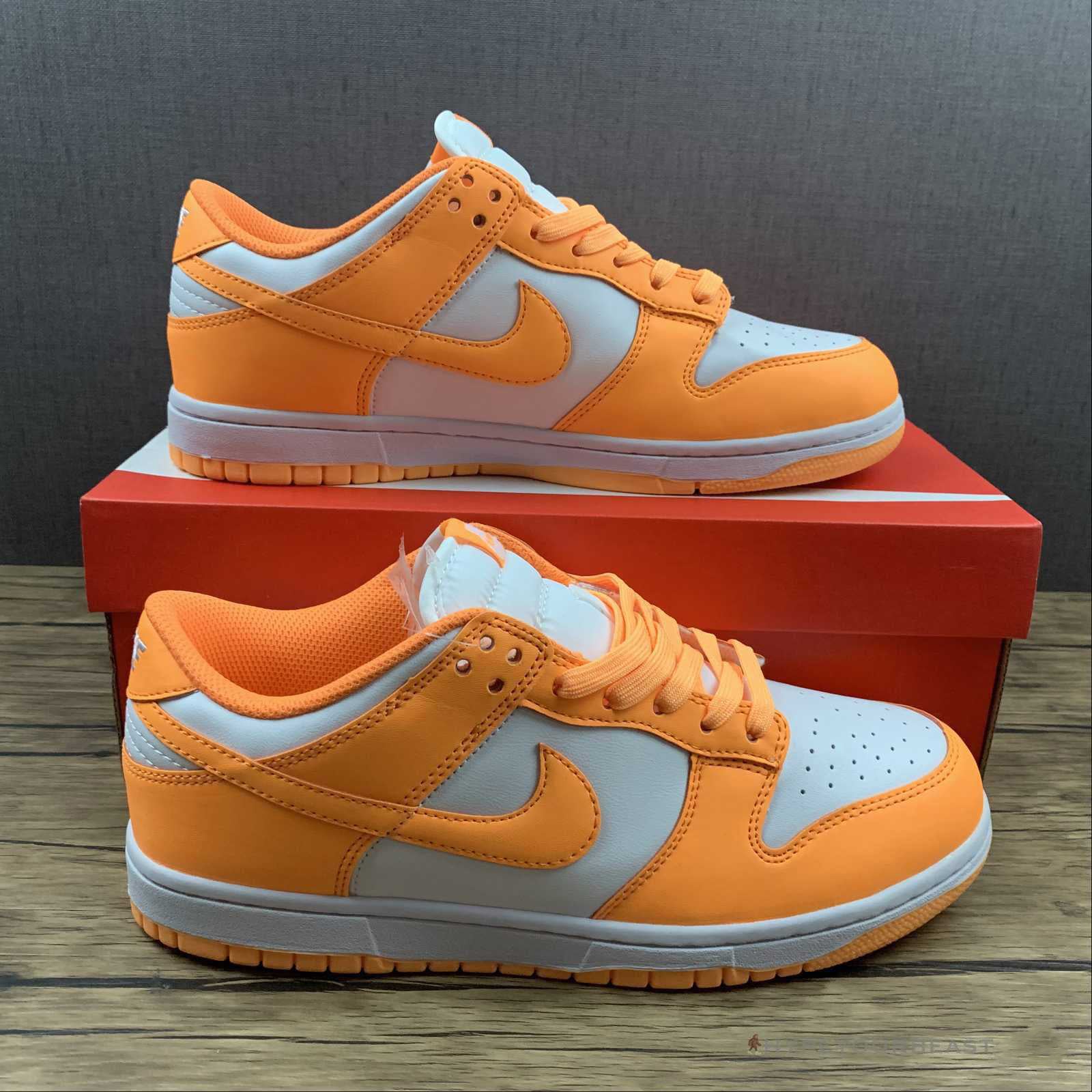 Nike Dunk Low Laser Orange