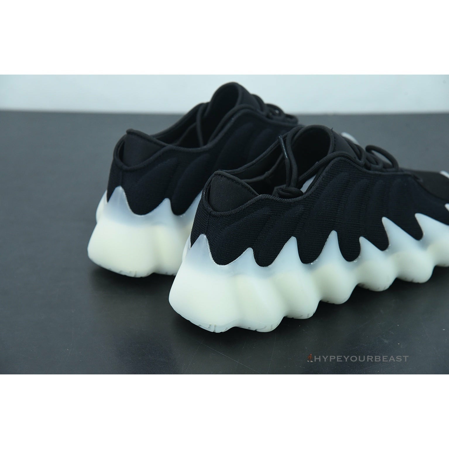 Adidas Yeezy Boost 400 Black/White