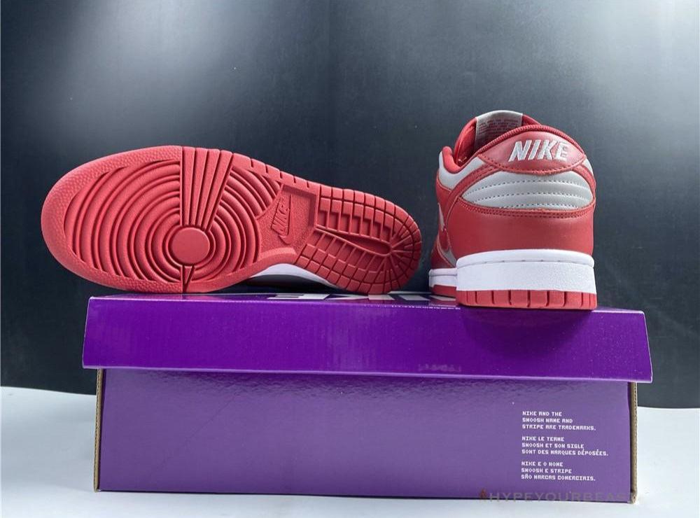 Nike Dunk SB Low 'University Red'