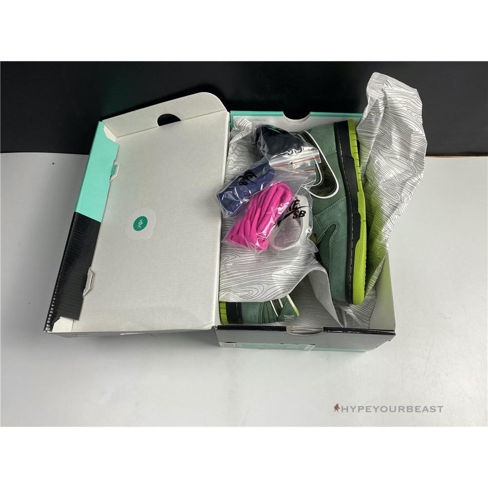 Nike SB Dunk Low 'Green Lobster'