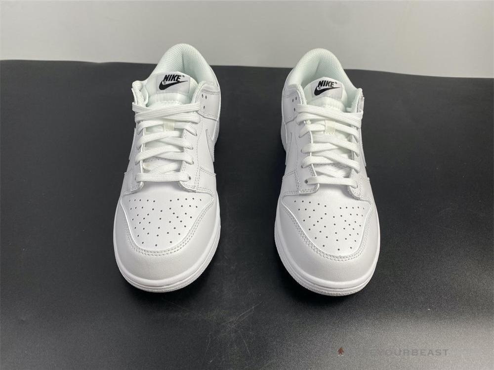Nike Dunk Low Triple White