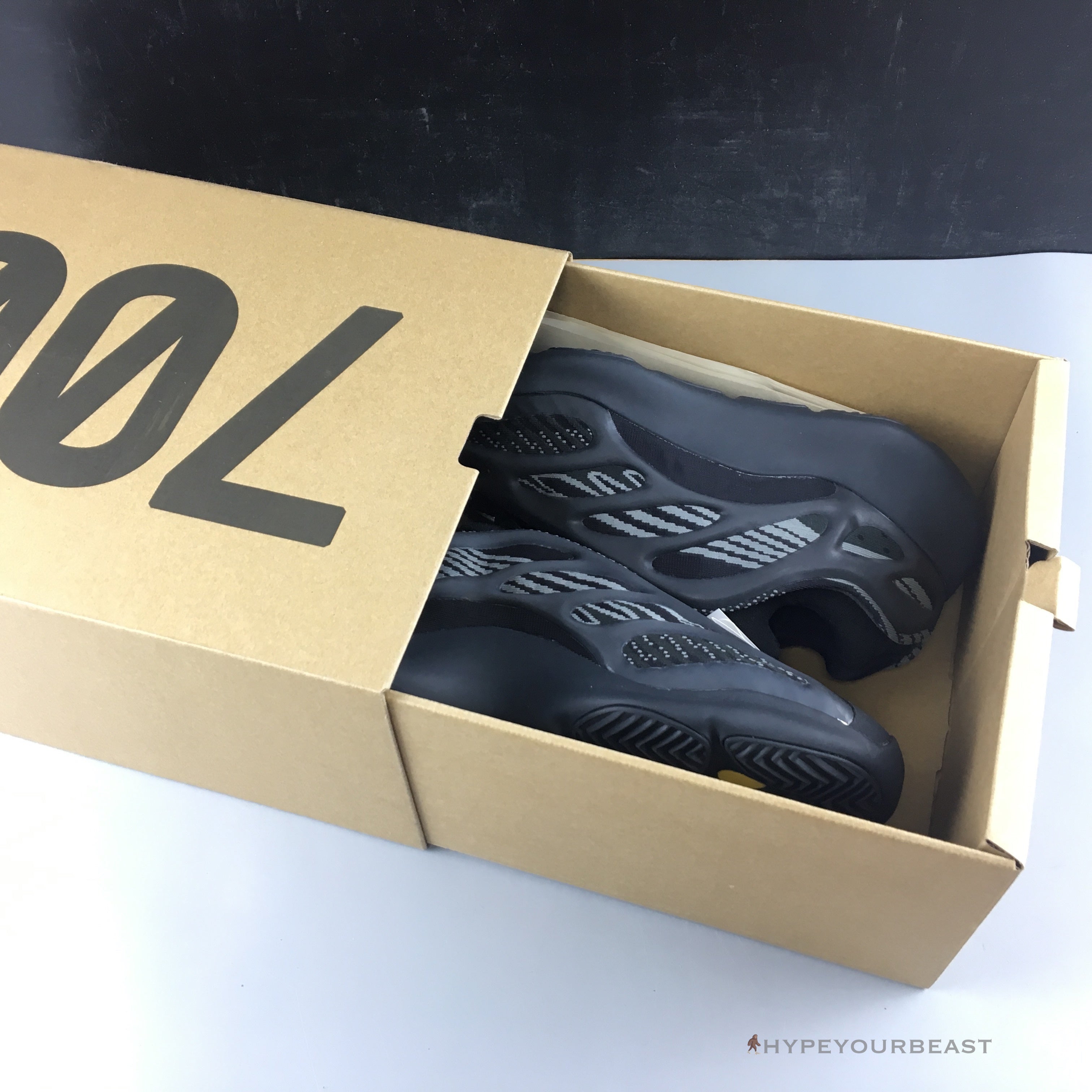 Adidas Yeezy 700 V3 'Alvah'