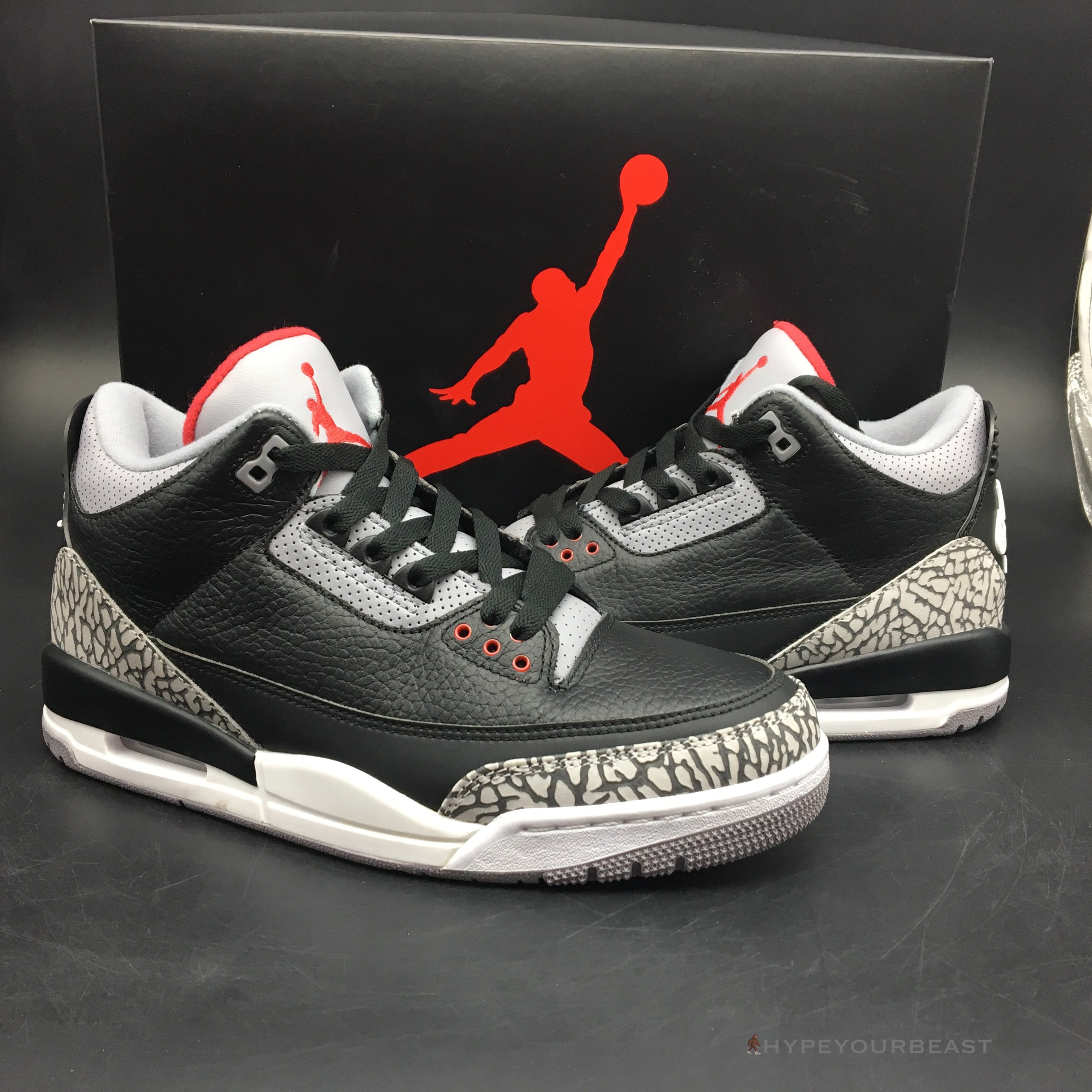 Air Jordan 3 Retro High OG 'Black Cement'