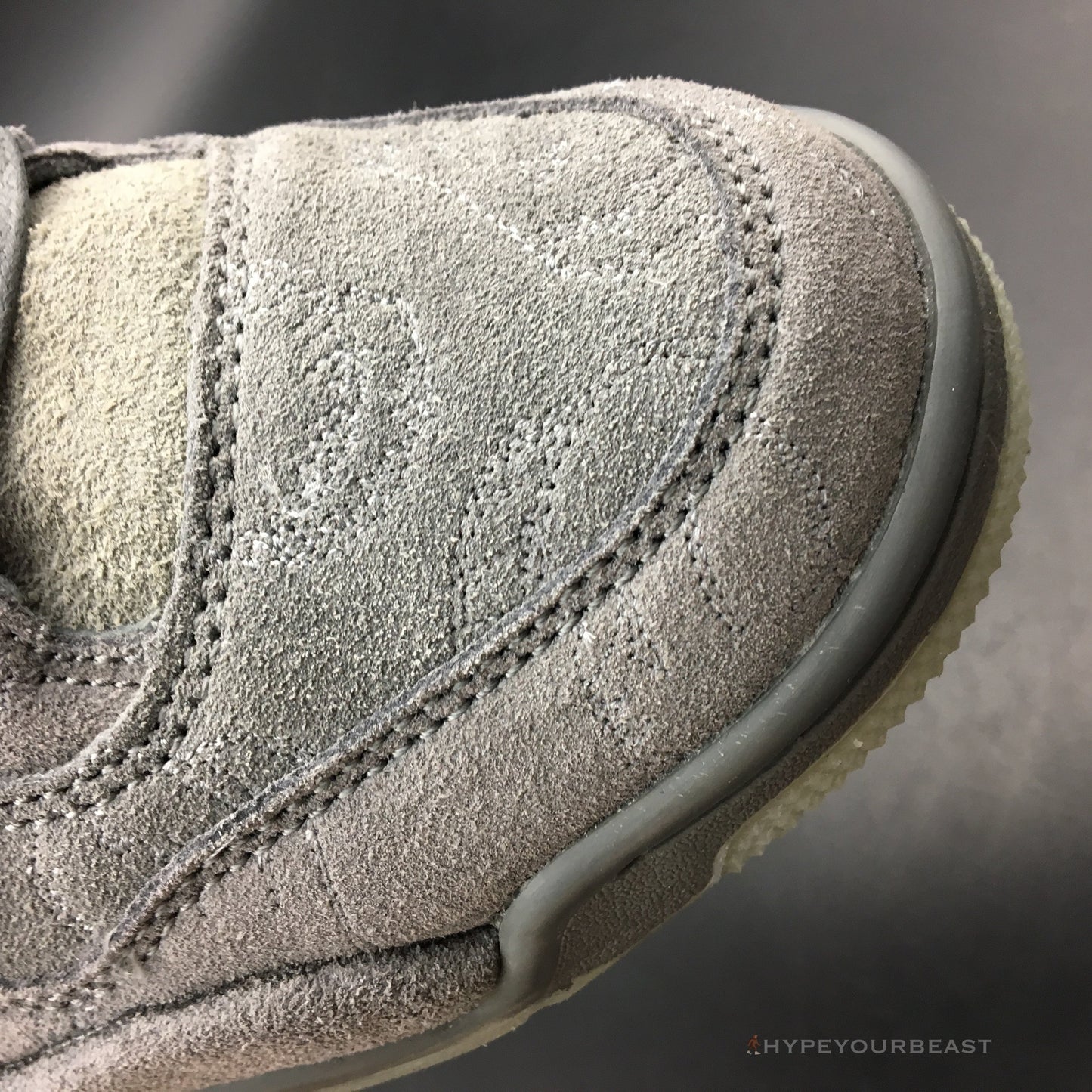 Jordan 4 X KAWS Gray