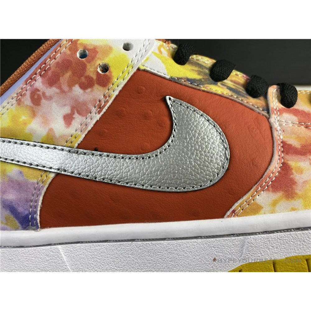 Nike SB Dunk Low 'Chinese New Year'