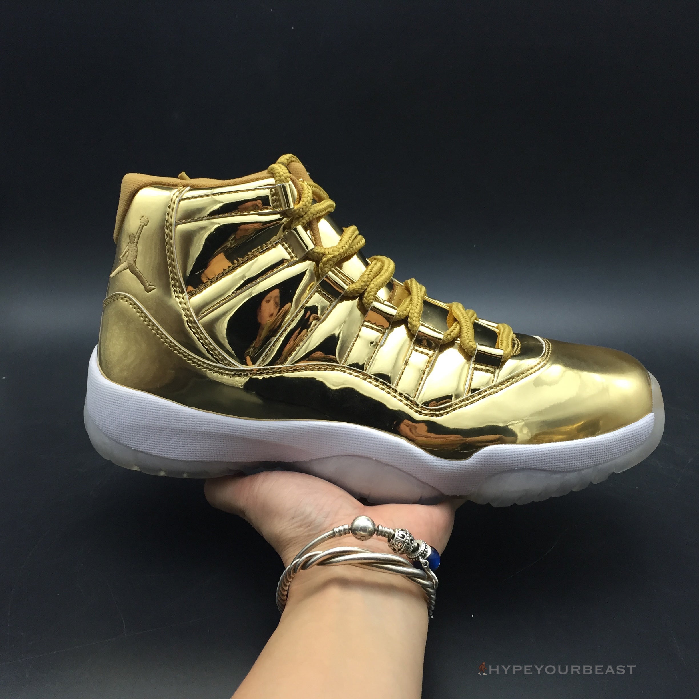 Air Jordan 11 Metallic Gold