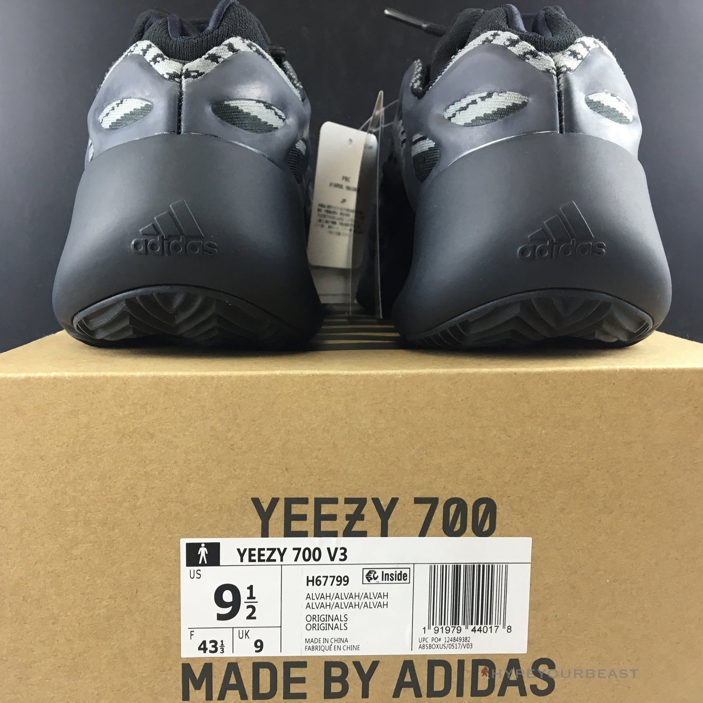 Adidas Yeezy 700 V3  'Alvah'
