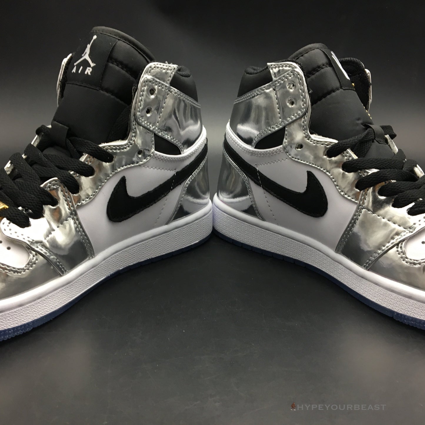 Air Jordan 1 High 'Pass the Torch'
