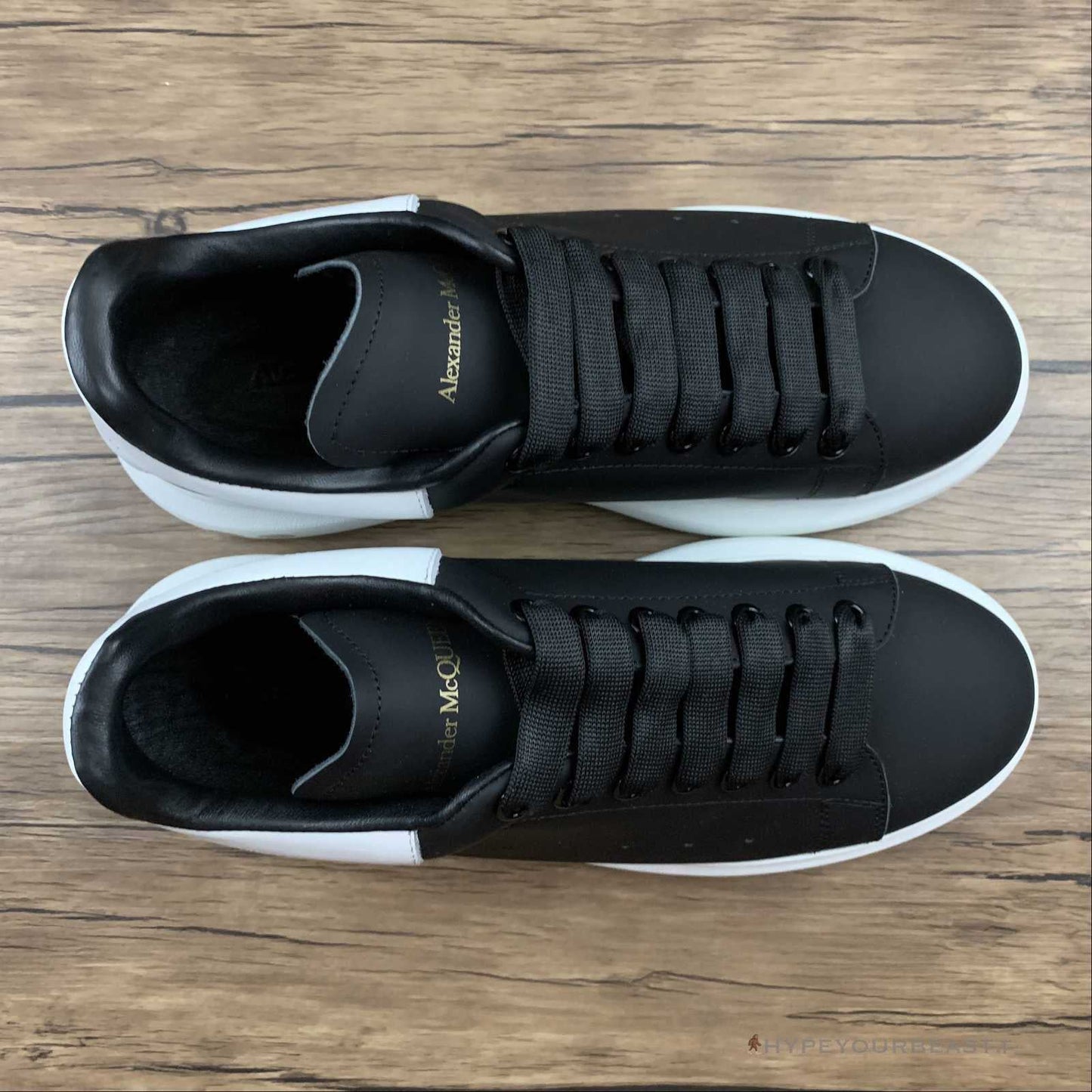 Alexander McQueen Black / Black / White