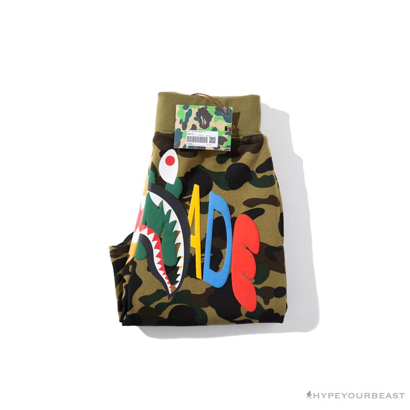 BAPE x READYMADE Tiger Head Foam Camouflage Shorts 'GREEN'