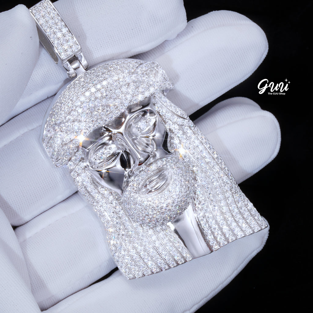 925S & VVS MOISSANITE JESUS IN WHITE