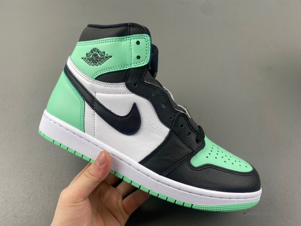 Air Jordan 1 High OG 'Green Glow'