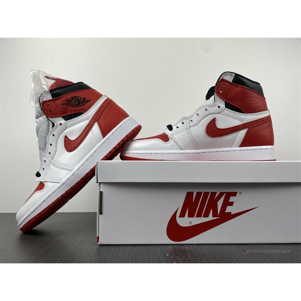 Air Jordan 1 Retro High OG 'Heritage'