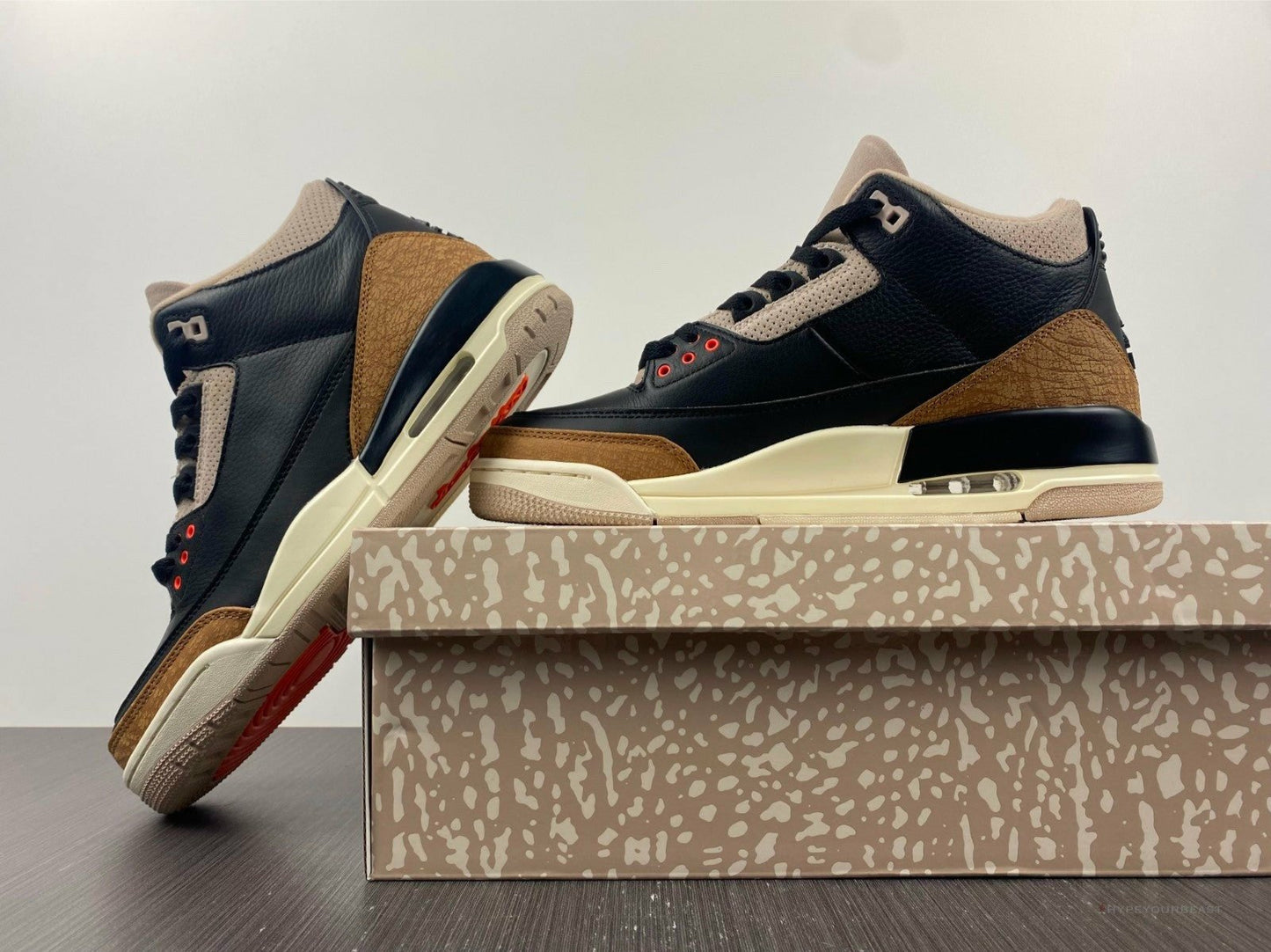 Air Jordan 3 Retro 'Animal Instinct Black'