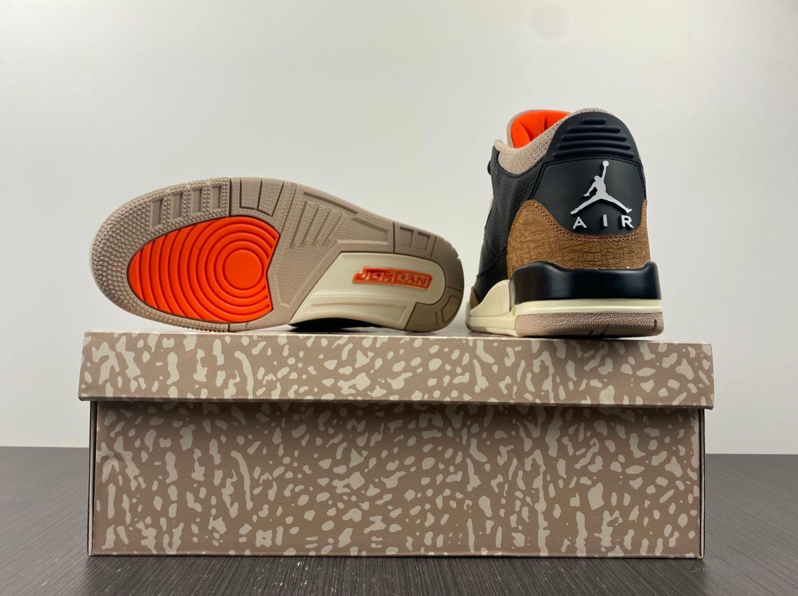 Air Jordan 3 Retro 'Animal Instinct Black'