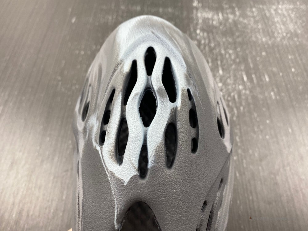 Yeezy Foam Runner 'MX Granite'