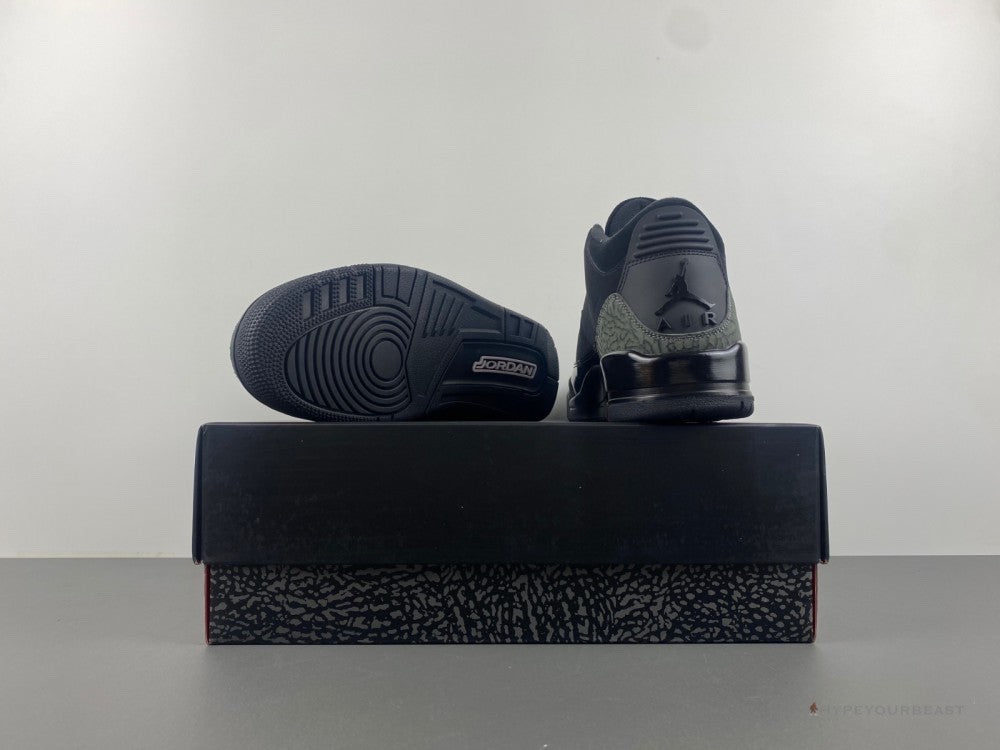 Air Jordan 3 Retro 'Black Cat'