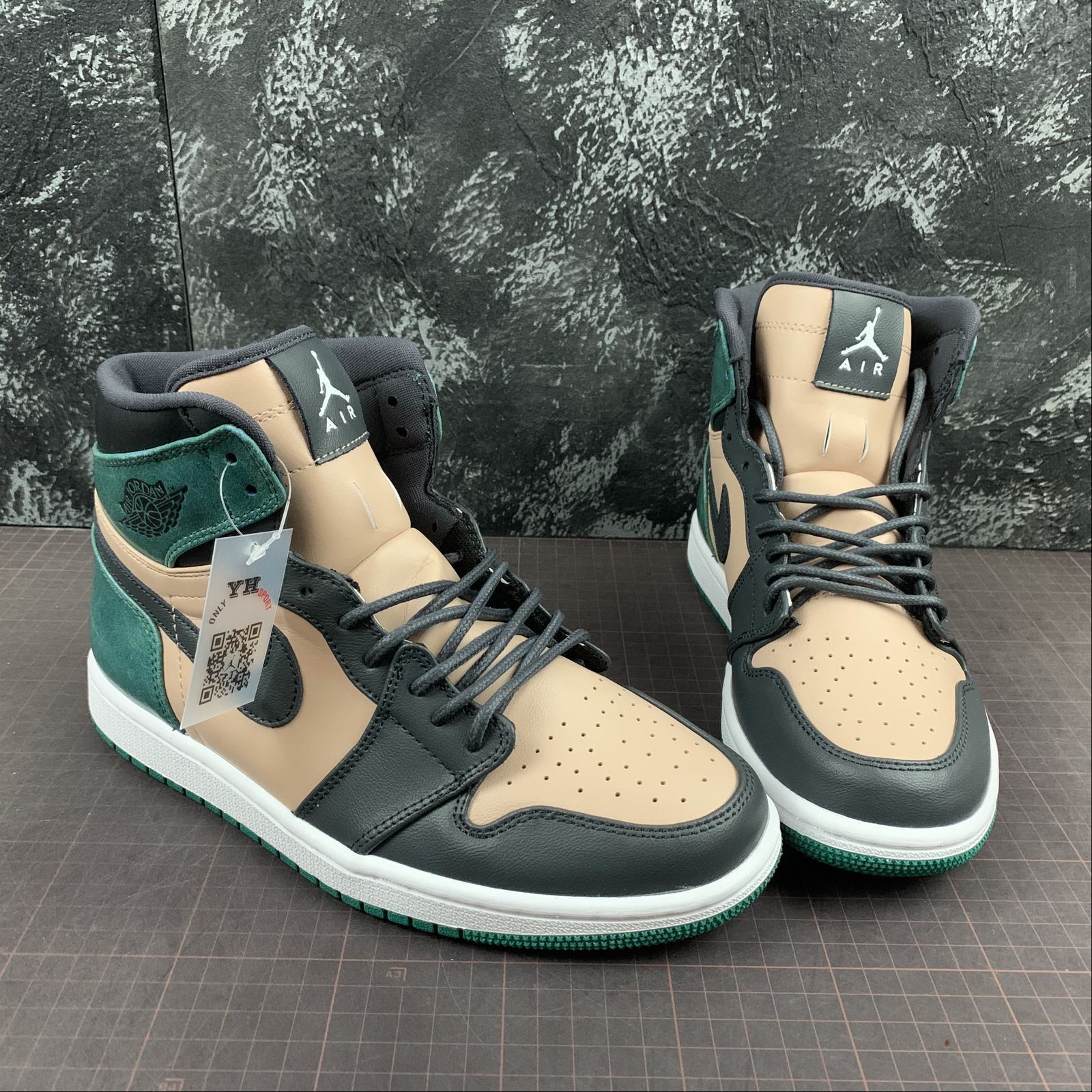 Air Jordan 1 Ret Hi Prem 'Bio Beige'
