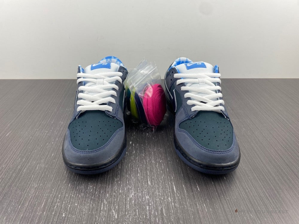 Nike SB Dunk Low 'Blue Lobster'