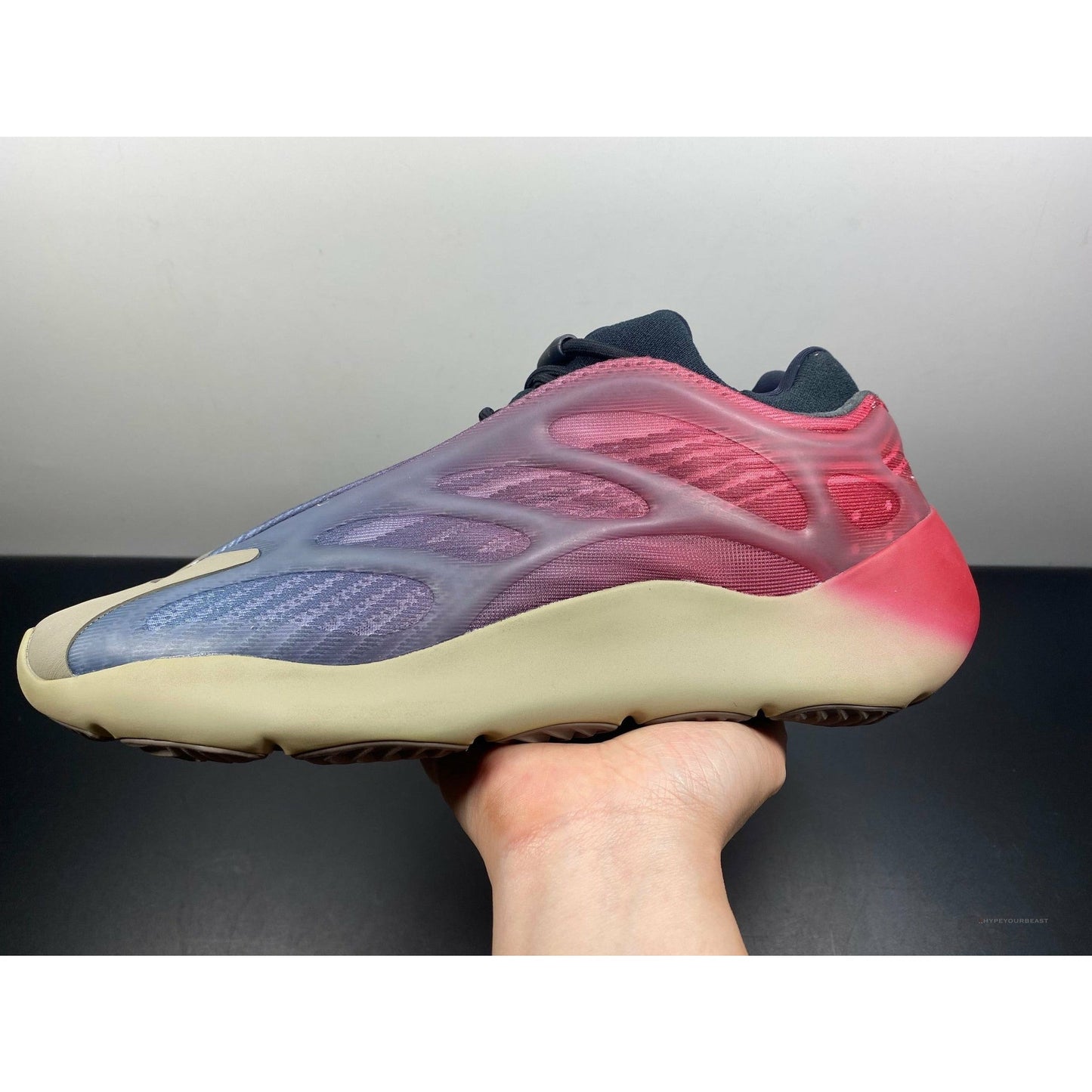 Adidas Yeezy 700 V3 'Fade Carbon'