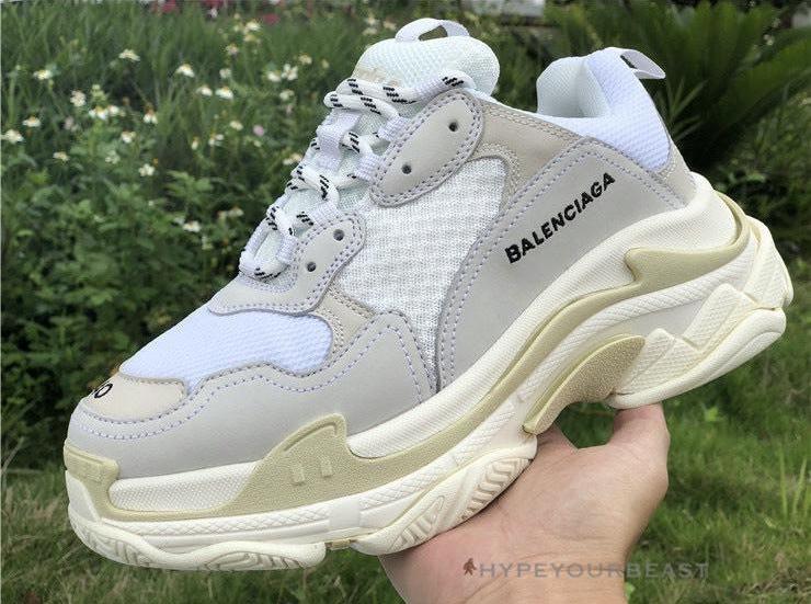 BCG Triple S Sneakers Cream / White