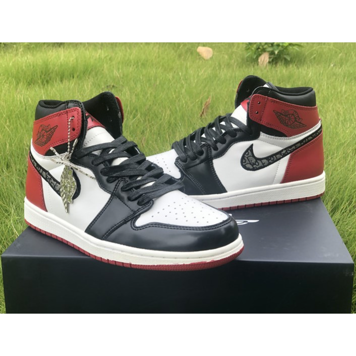 Air Jordan 1 High Black Red X Dior