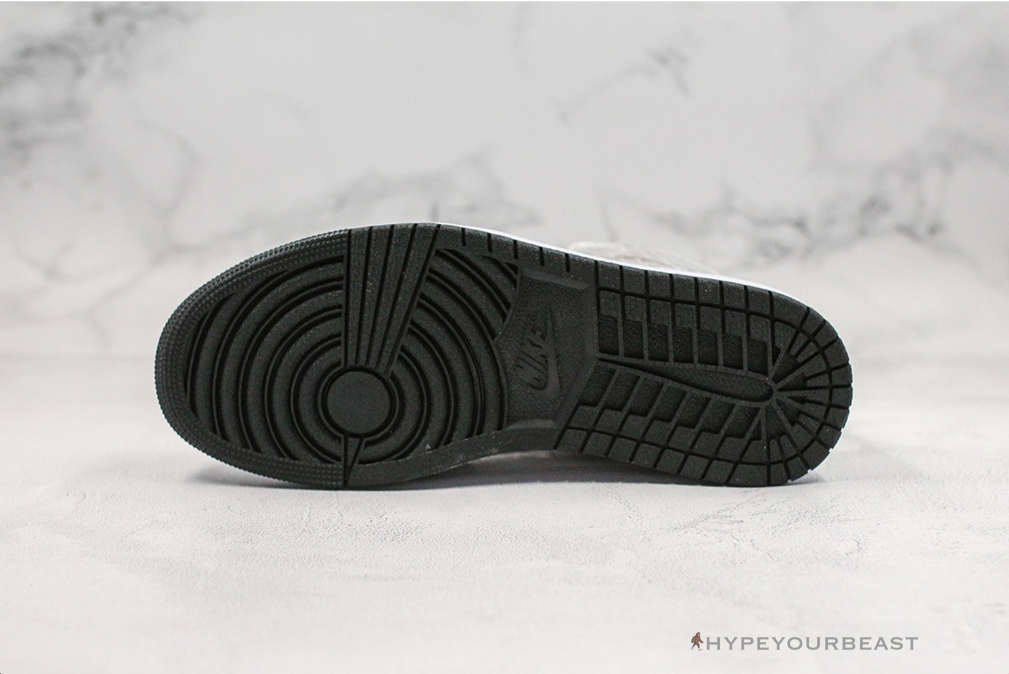 Air Jordan 1 Retro Mid 'Disco ball'
