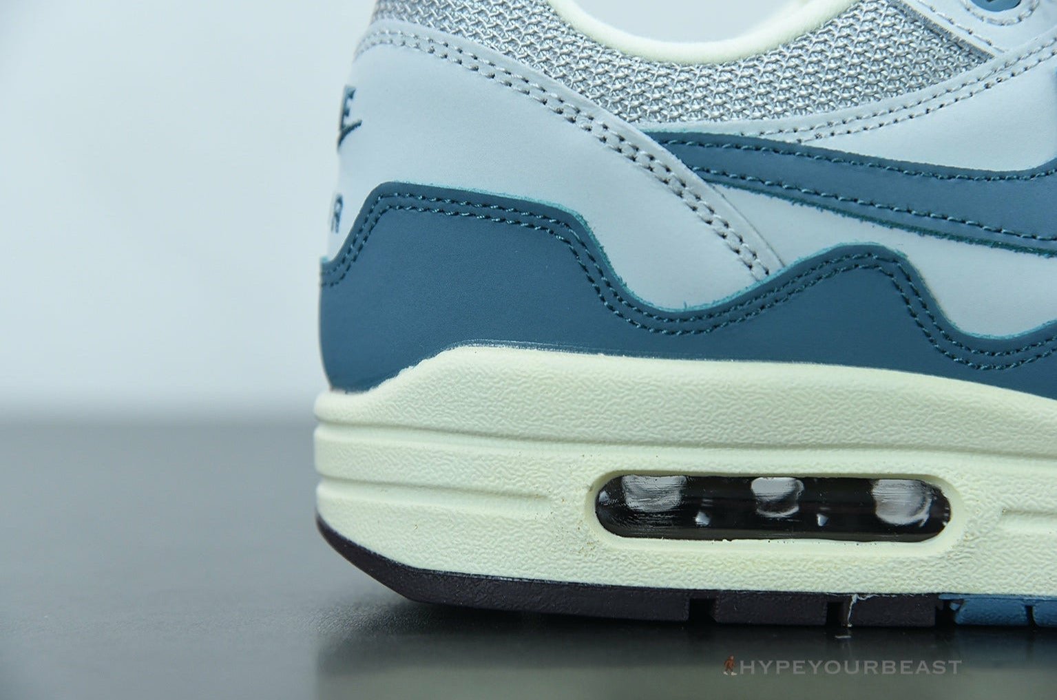 Nike Air Max 1 'Patta - Noise Aqua'
