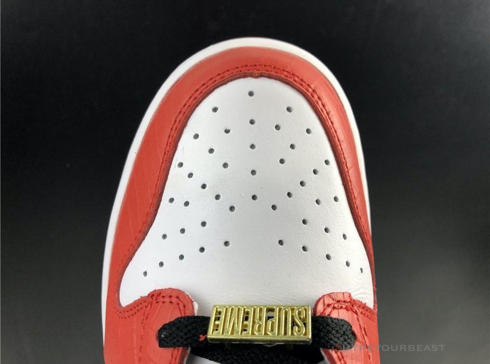 Nike Dunk High X Supreme Red