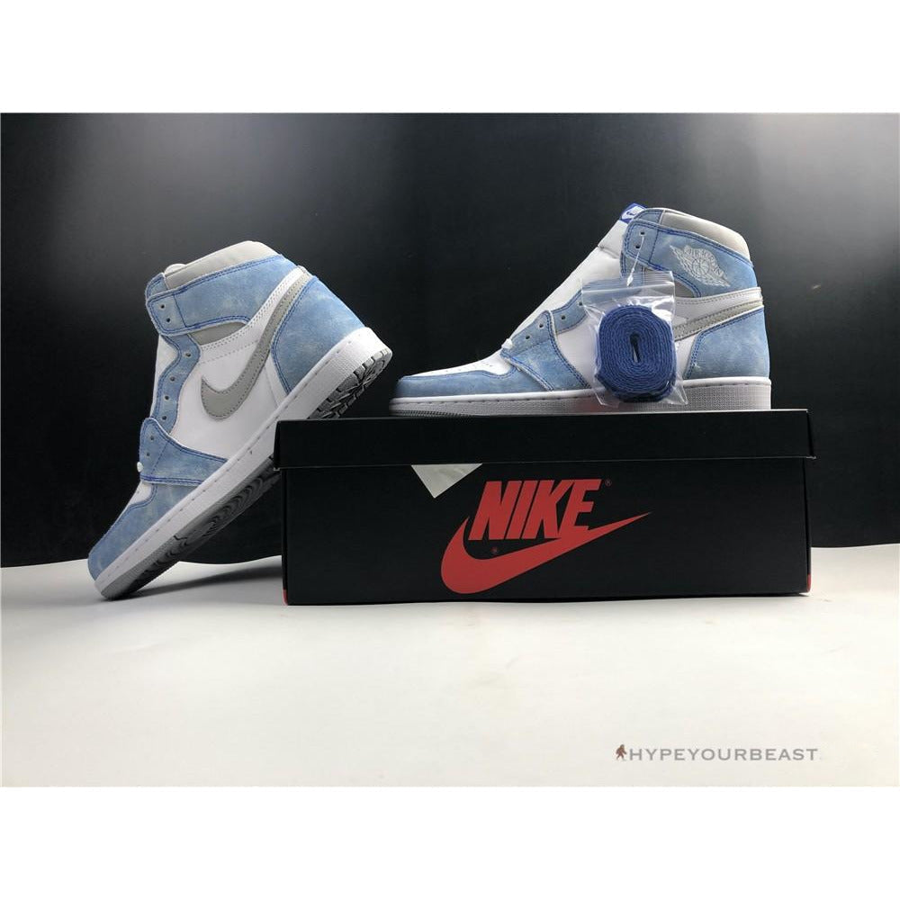 Air Jordan 1 High 'Hyper Royal'
