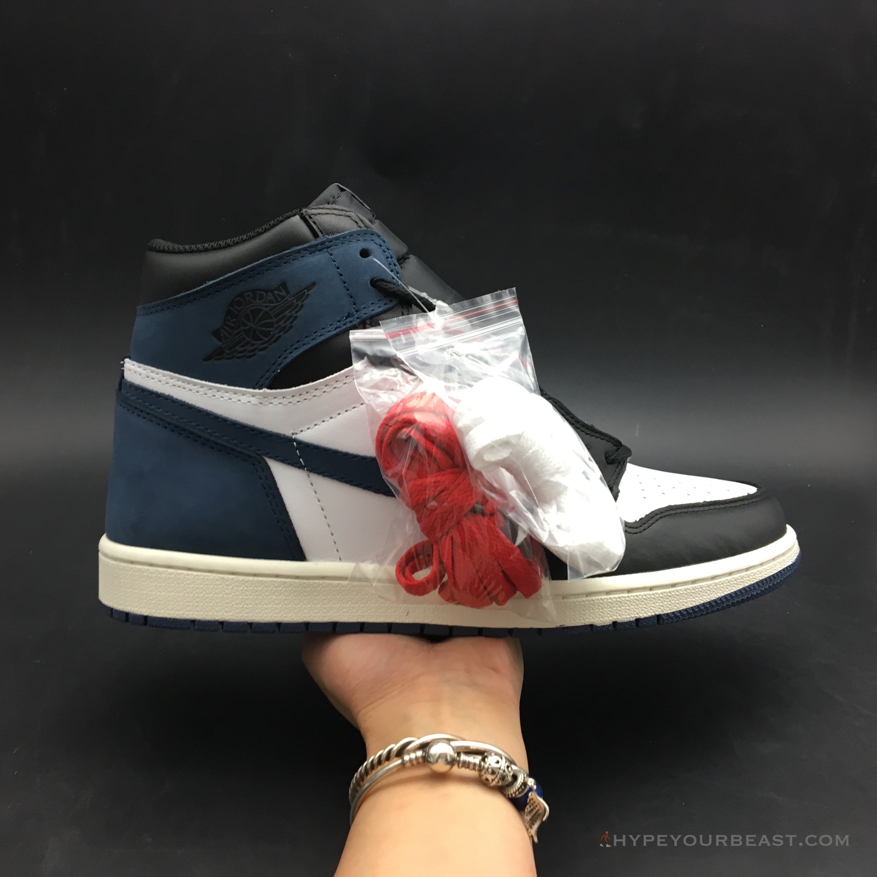 Air Jordan 1 Retro High OG Fragment
