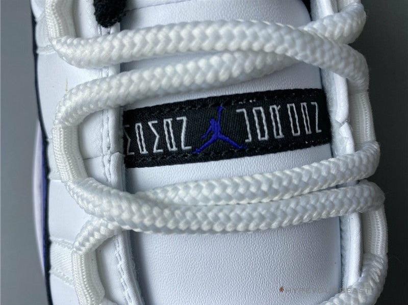 Air Jordan 11 Low 'White / Concord'