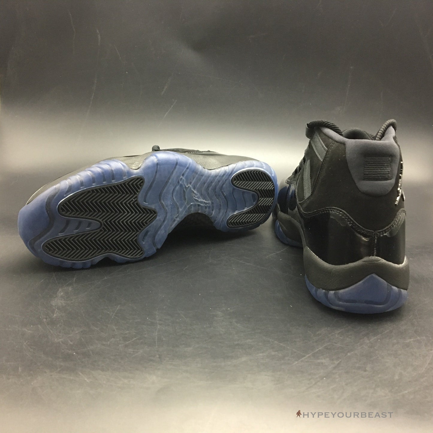Air Jordan 11 'Prom Night'